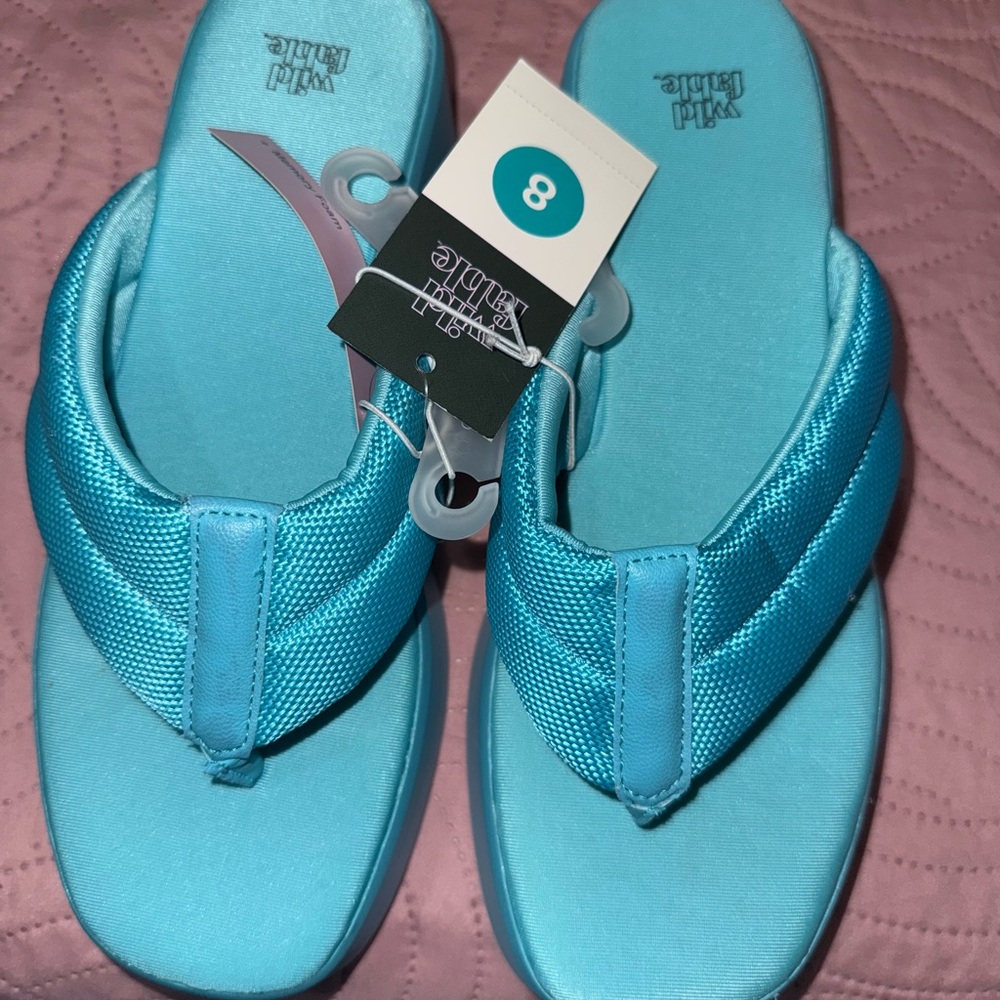 Wild Fable Turquoise Platform Flip Flops - Picture 5 of 5